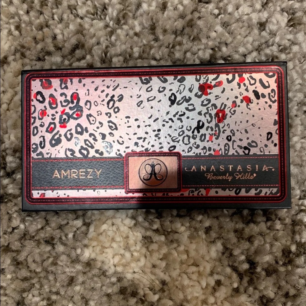 Anastasia Beverly Hills Amrezy Palette